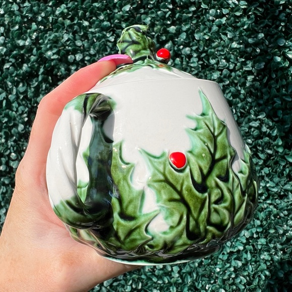 Vintage ceramic Christmas holly sugar bowl. Christmas home decor - Picture 12 of 12